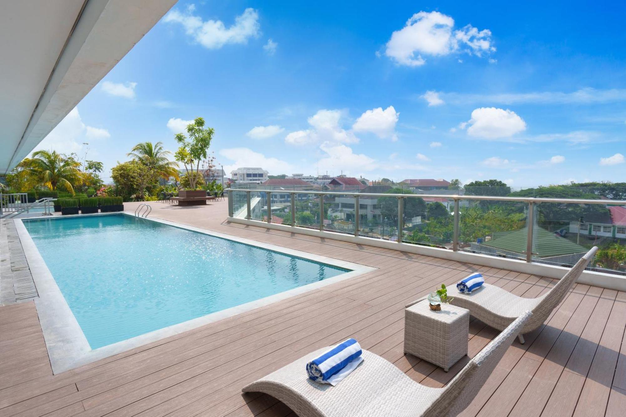Golden Tulip Springhill Lampung Hotel Bandar Lampung Exterior photo