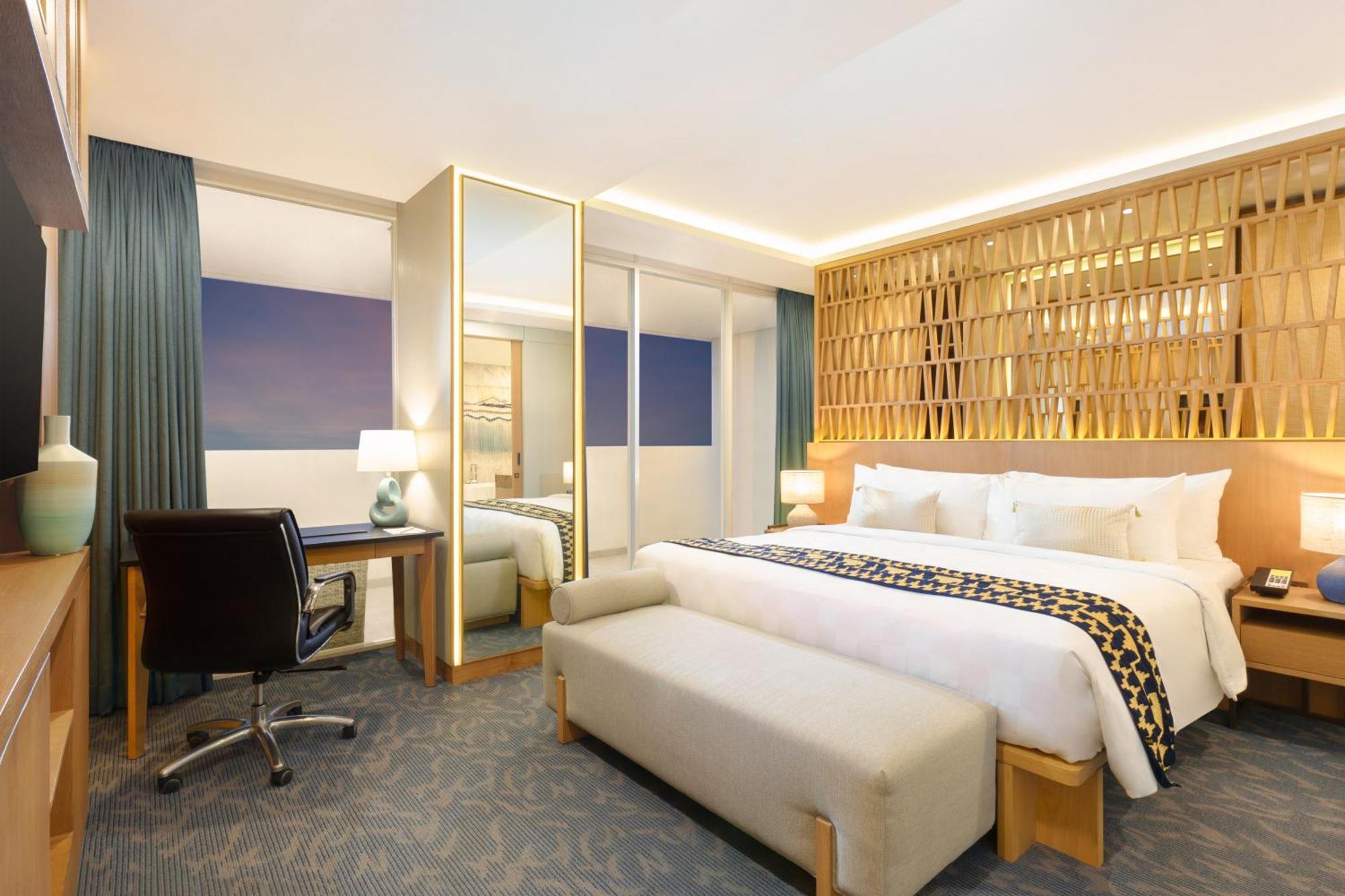 Golden Tulip Springhill Lampung Hotel Bandar Lampung Exterior photo