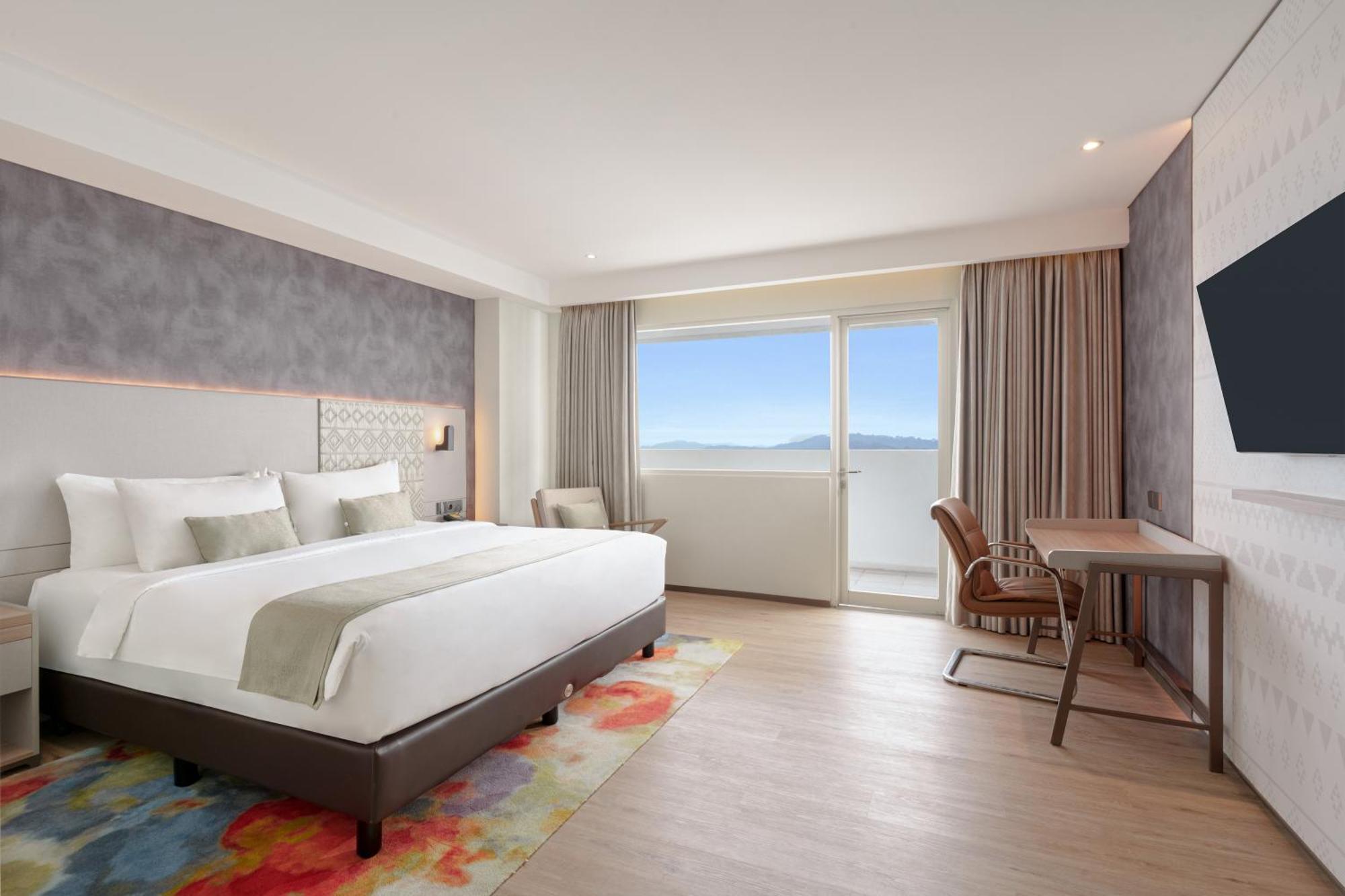 Golden Tulip Springhill Lampung Hotel Bandar Lampung Exterior photo
