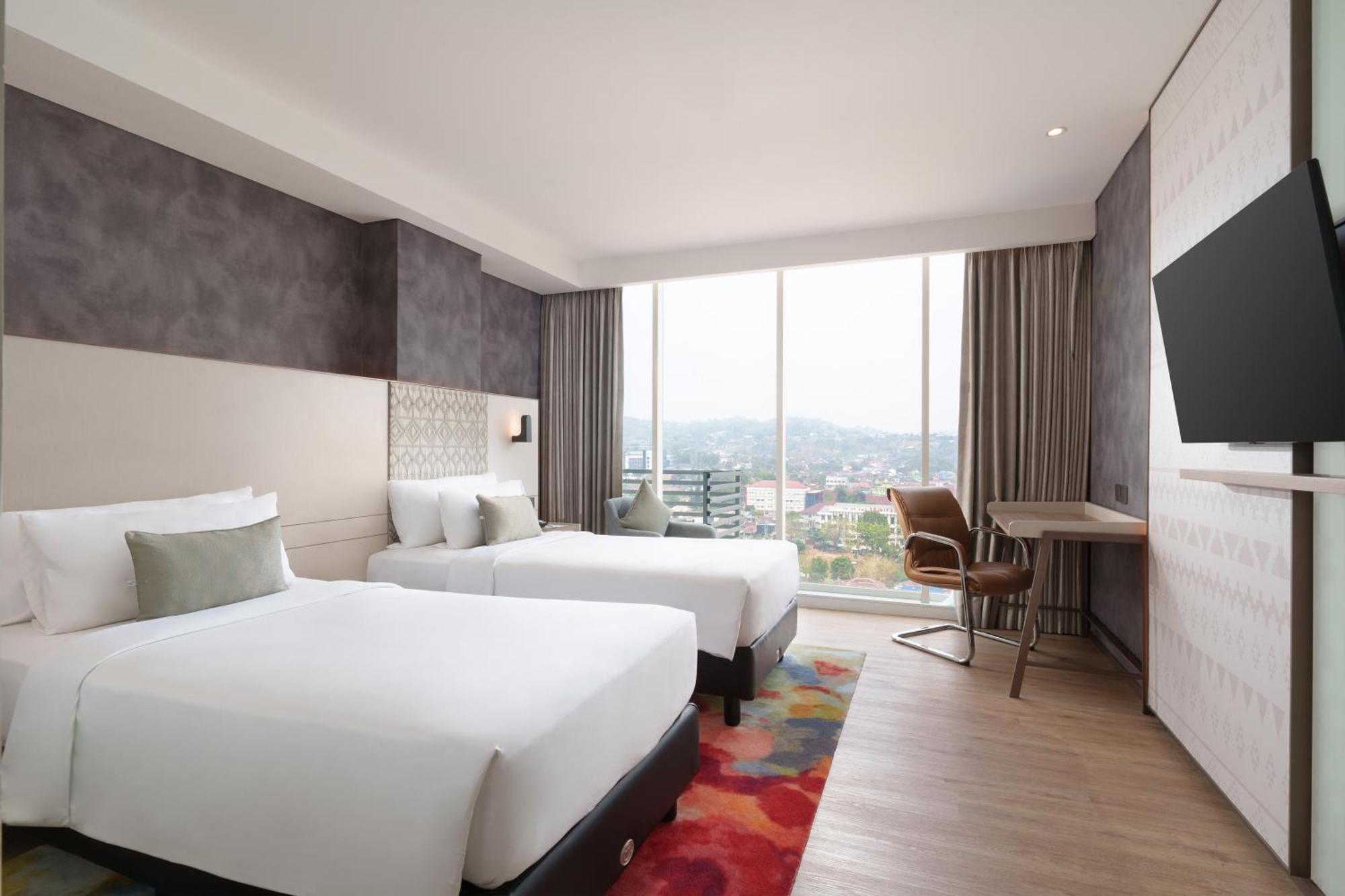 Golden Tulip Springhill Lampung Hotel Bandar Lampung Exterior photo